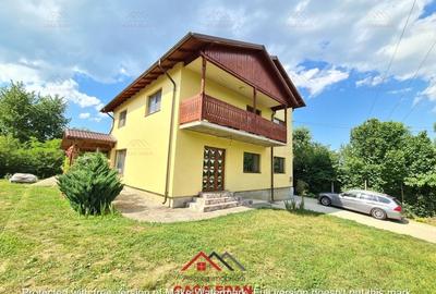 ●Casa in Campina,an 2020,P+E+M,10 camere,5 bai,teren 1676 m● - 3