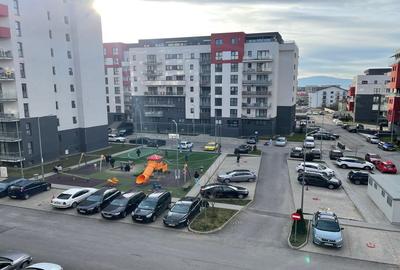 Apartament cu 2 camere decomandat în Tractorul - 10