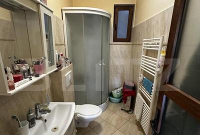 Casa de vanzare, cu 4 camere, 120 mp, Zona Piata Mare - 21