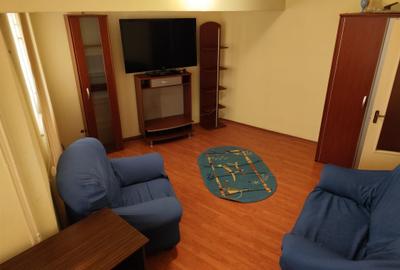 Apartament cu 3 camere decomandat în Port