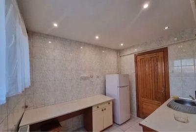 Apartament cu 4 camere decomandat în Central - 7