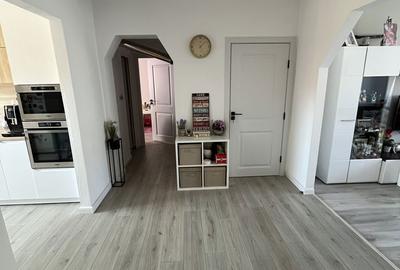 Apartament cu 3 camere în Central - 12