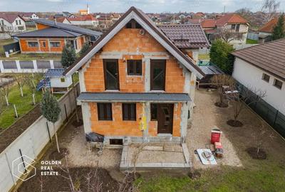 Casă cu 5 camere cu Teren 552 Mp în Zădăreni - 20