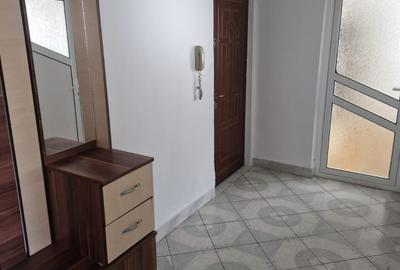 Apartament cu 2 camere decomandat, mobilat în Onești - 3