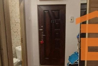 Garsoniera decomandata transformata in apartament cu 2 camere in zona POARTA 6 - 8