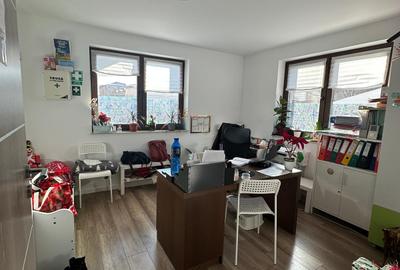 Casa individuala 7 camere cu 3 bai langa metrou - 12