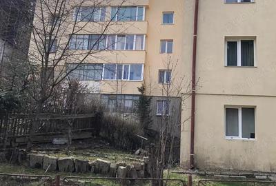 Apartament cu 2 camere decomandat, mobilat în Predeal - 5