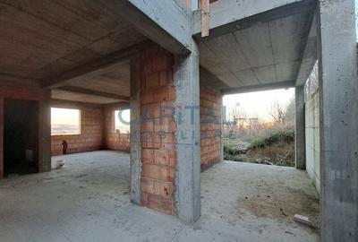 Casa cu garaj, zona Planoare Casa cu garaj, zona Planoare - 11