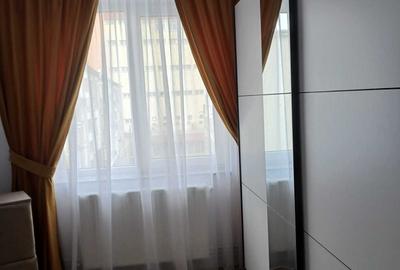 Apartament cu 3 camere decomandat în Exterior Vest - 4