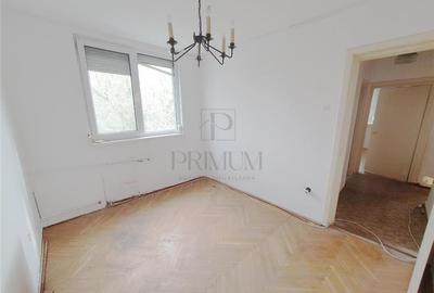 Apartament cu 3 camere decomandat în Olimpia-Stadion