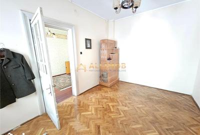 Casă cu 4 camere semidecomandat cu Teren 274 Mp în Ana Ipătescu - 15