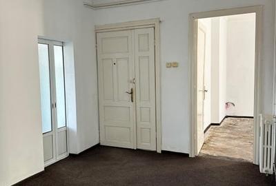 Apartament 4 camere decomandat - 3