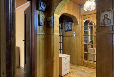 Apartament cu 3 camere decomandat în Dâmbovița - 3