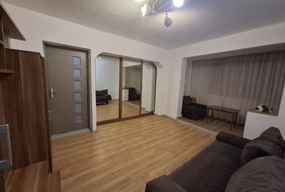 Apartament cu 2 camere decomandat în Micro 20 - 11