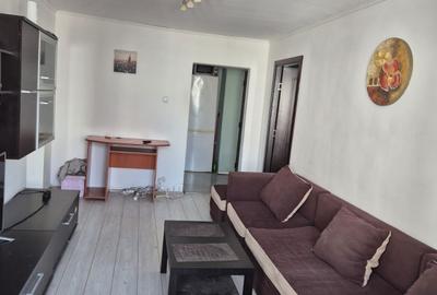 Apartament cu 3 camere semidecomandat, mobilat în Sălăjan - 1
