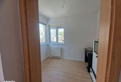 Casă cu 5 camere cu Teren 630 Mp în Dumbrăvița - 7