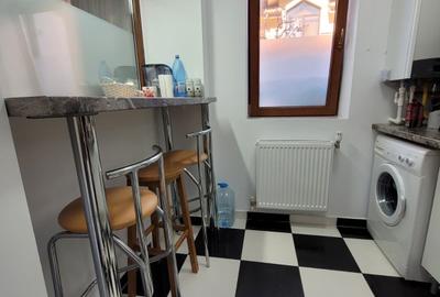 Garsonieră decomandată, mobilată în Central - 1