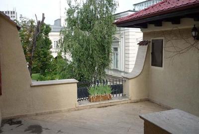 Piata Amzei-Calea Victoriei 15 camere,7bai,3bucatarii - 10