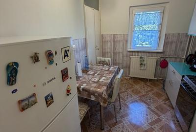Apartament cu 3 camere semidecomandat în Girocului - 10