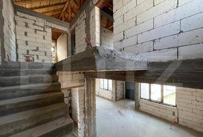 Casa semi-finisata P + M, 110 mp utili, teren 339 mp, Piel - 18