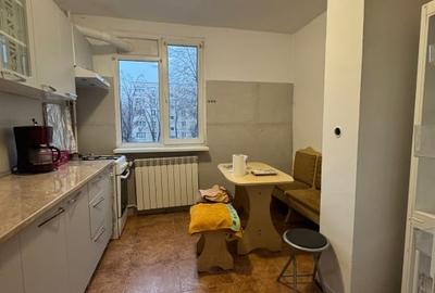 Apartament cu 3 camere semidecomandat, mobilat în Rahova - 3