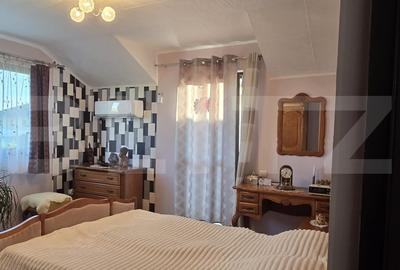 Casa de vanzare, cu 4 camere, 140 mp, teren 300 mp, zona Dara - 10