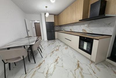 Apartament cu 4 camere decomandat în Pescărie - 1