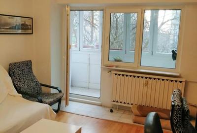 Garsonieră decomandată, mobilată în Tei - 2