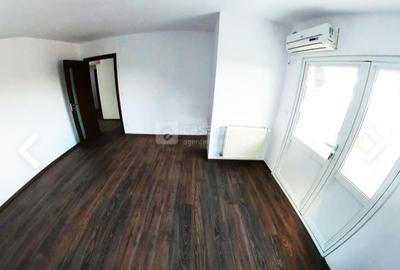 Apartament cu 4 camere decomandat, mobilat în Central - 29