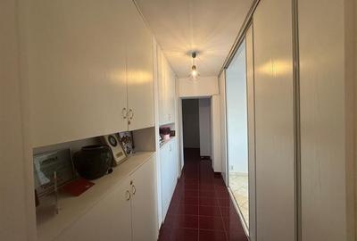 Inchiriere spatiu pentru birou | Piata Alba Iulia | MOBILAT BIROU |  vedere fata - 4