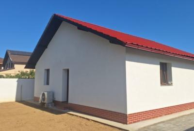 Casă cu 3 camere cu Teren 300 Mp în Șișești - 4