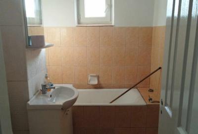 Apartament cu 2 camere semidecomandat, mobilat în Inel I