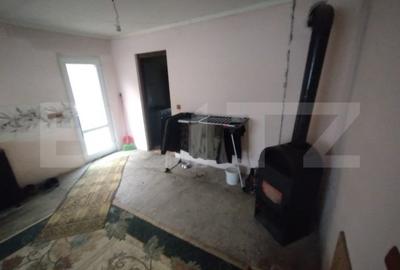Casă cu 5 camere cu Teren 3317 Mp în Central - 2