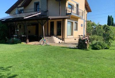 Casă cu 4 camere cu Teren 1200 Mp în Hemeiuș - 3