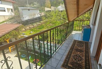 VILĂ ELEGANTĂ CU PRIVELIȘTE DEOSEBITĂ – VALENII DE MUNTE - 49