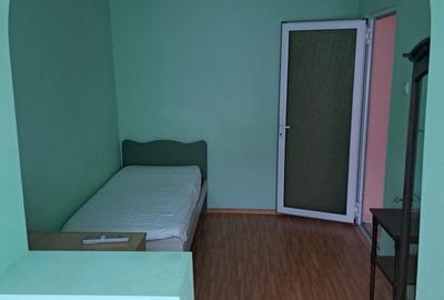 Apartament cu 3 camere decomandat în Central - 1