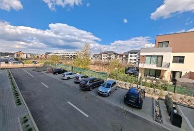 Apartament cu 2 camere decomandat, mobilat în Tractorul - 12