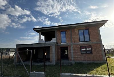 Casă cu 4 camere cu Teren 500 Mp în Budești - 6