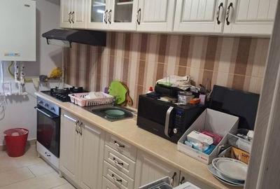 Apartament cu 2 camere decomandat, mobilat în Progresul