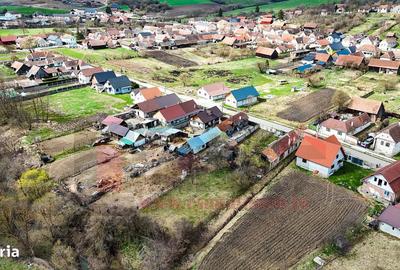 Casă cu 2 camere cu Teren 790 Mp în Central - 17