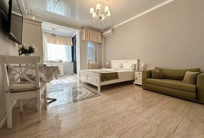 Studio modern de inchiriat Stefan Building, Mamaia Nord cu vedere la mare - 1