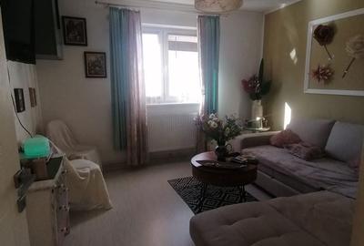 Apartament cu 3 camere decomandat în Central - 11