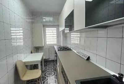 Garsoniera decomandata,renovata,aer condi?ionat,spa?ioasa, Vitan - 2