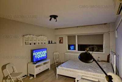 Garsonieră decomandată în Tei - 2