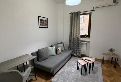 Apartament cu 2 camere decomandat în P-ța Romană - 2