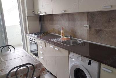 Garsonieră decomandată în Central - 2