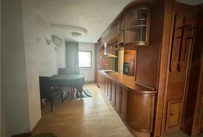 Oferta vanzare apartament 2 camere zona Unirii Magazinul Unirea - 4