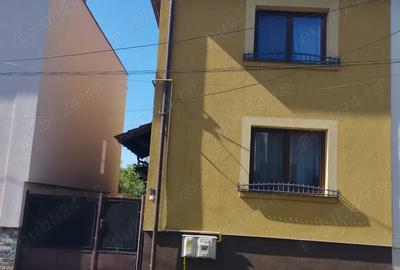 Vand casa 3 camere zona Lidl 14 Mai - 4