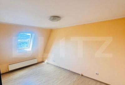 Apartament cu 4 camere decomandat în Central - 3