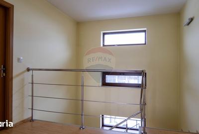 Casă cu 5 camere cu Teren 420 Mp în Dobroești - 16